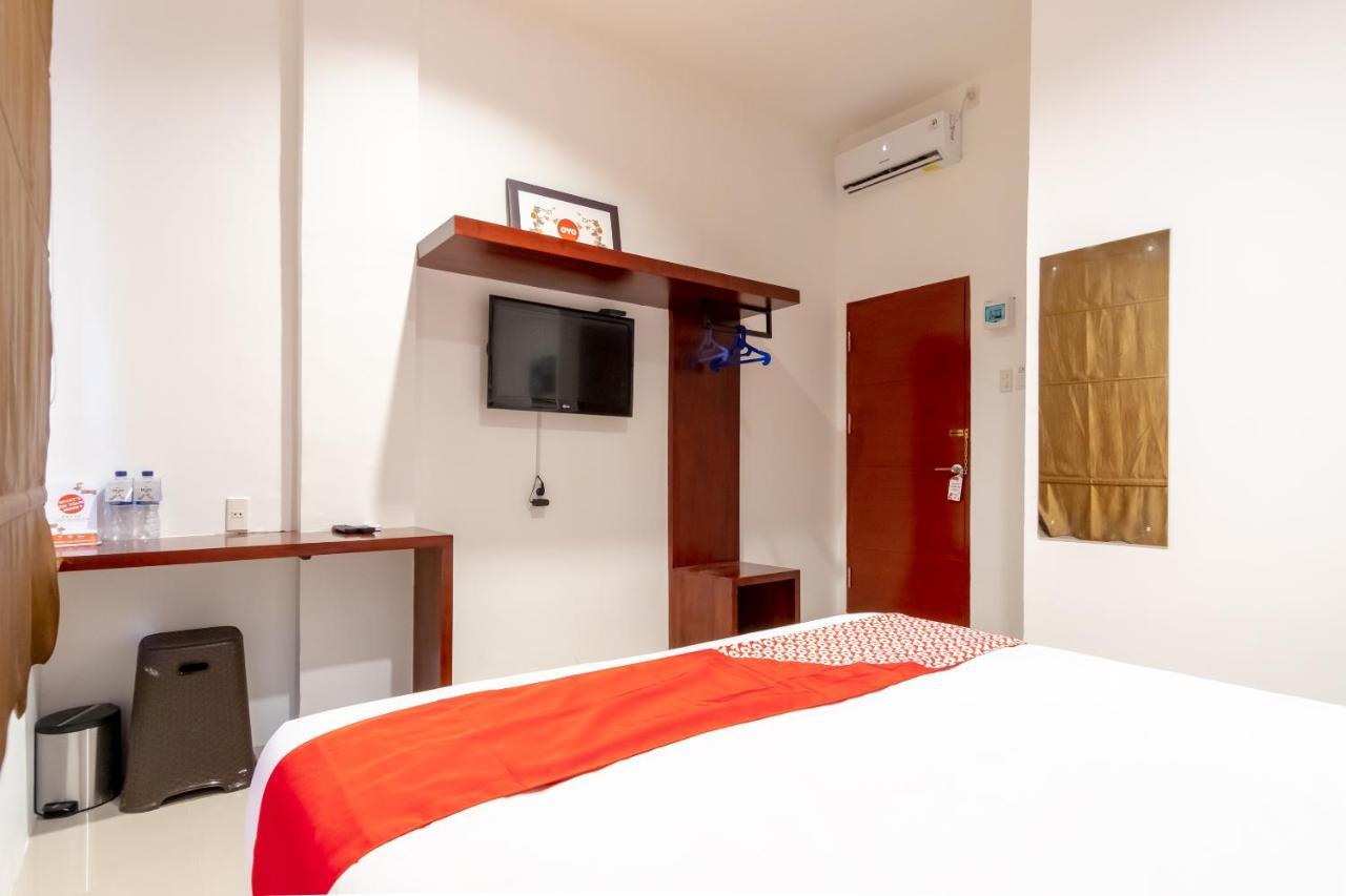 Urbanview Os Residence Medan By Reddoorz Exterior photo